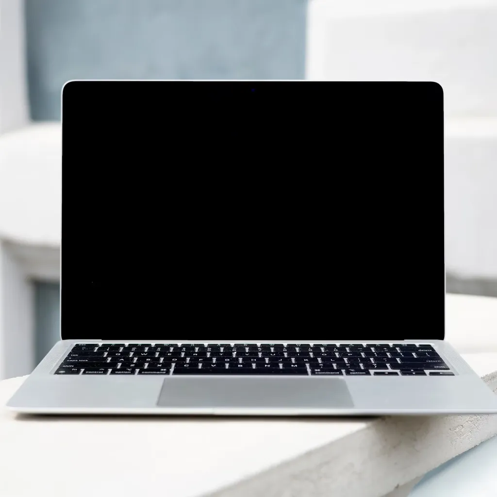 How HP's Stock Performance Compares to Broader Technology Sector Trends - Profit Warning Alert